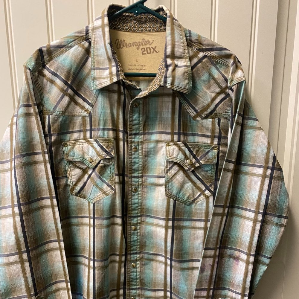 Wrangler 20X Dancing Button-Down Dress Shirt